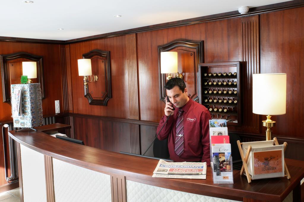 L'aragon Hotel