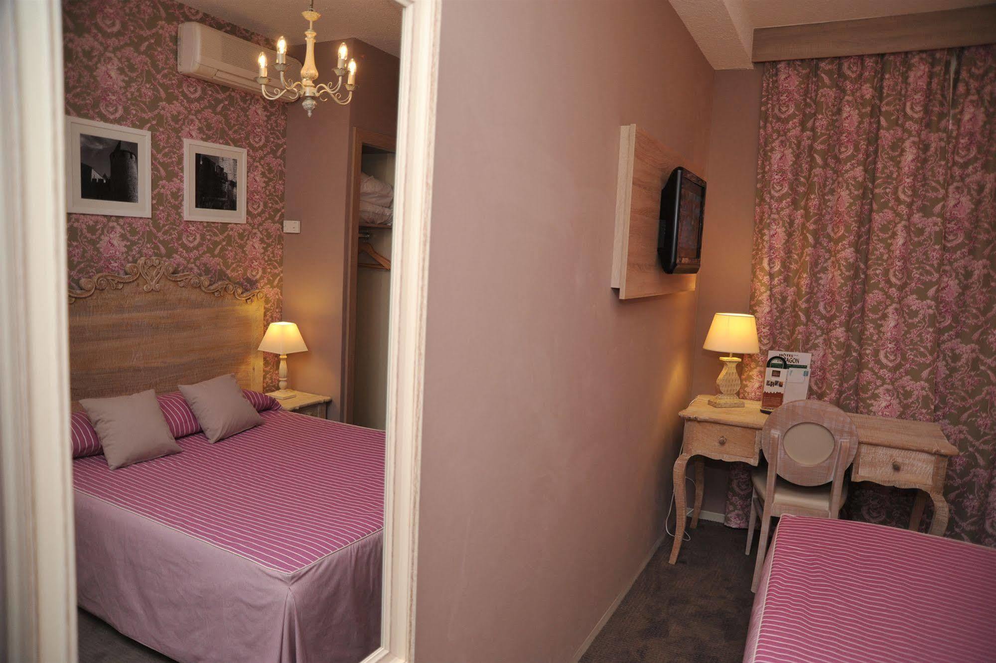 L'aragon Hotel 3*